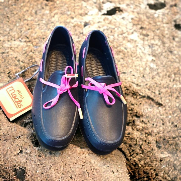 NWT Kids town & beach mocassins water shoes (plastic, drain holes) junior size 3 - Picture 13 of 14